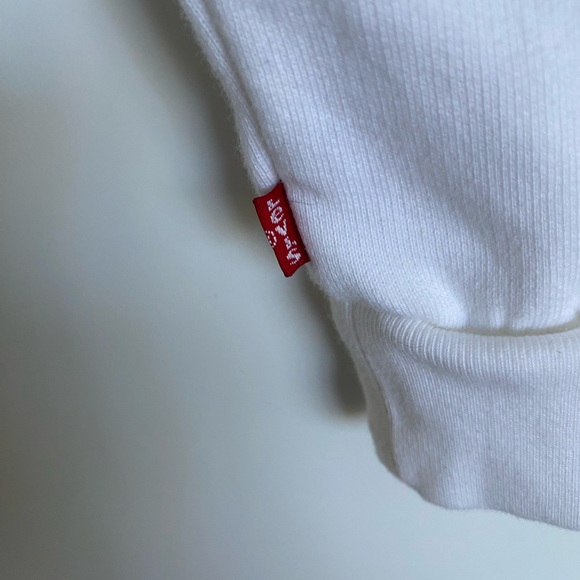 LEVI’S Melrose Mushroom Graphic Crewneck Sweatshirt Size: M. NWT - Picture 6 of 11